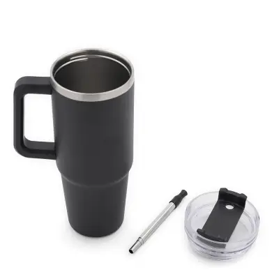 Mug Titan personalizado, color negro